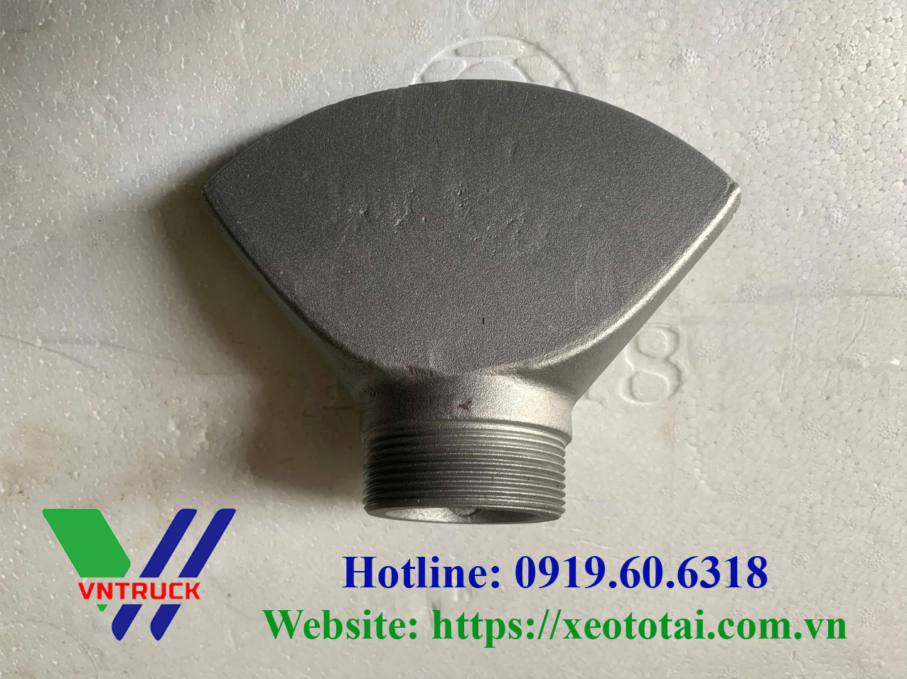 Bép Phun Mỏ Vịt Inox Ren Ngoài Xe Bồn Tưới Cây