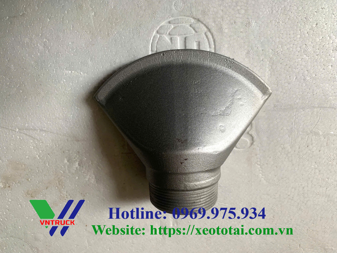 Bép Phun Sau Xe Tưới Nước