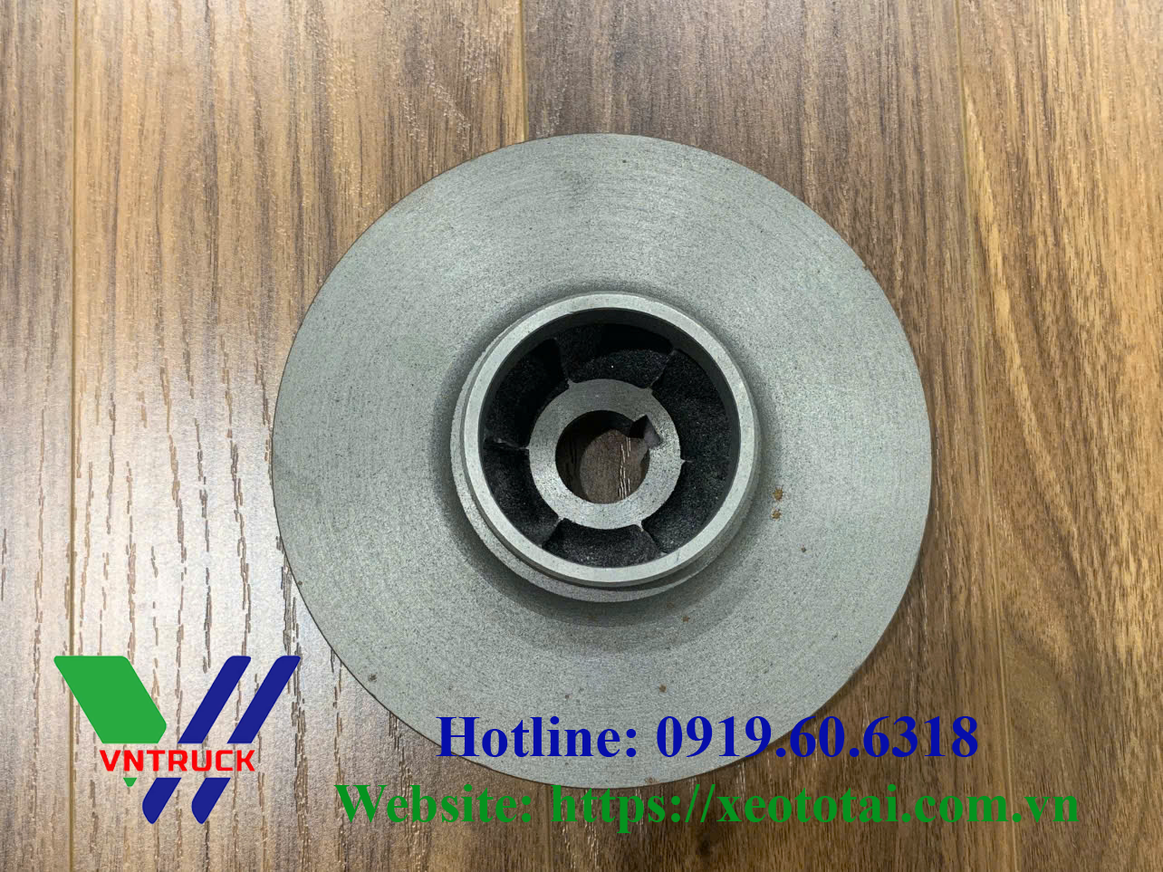 Cánh Bơm Nước 40m3 Xe Tưới Nước