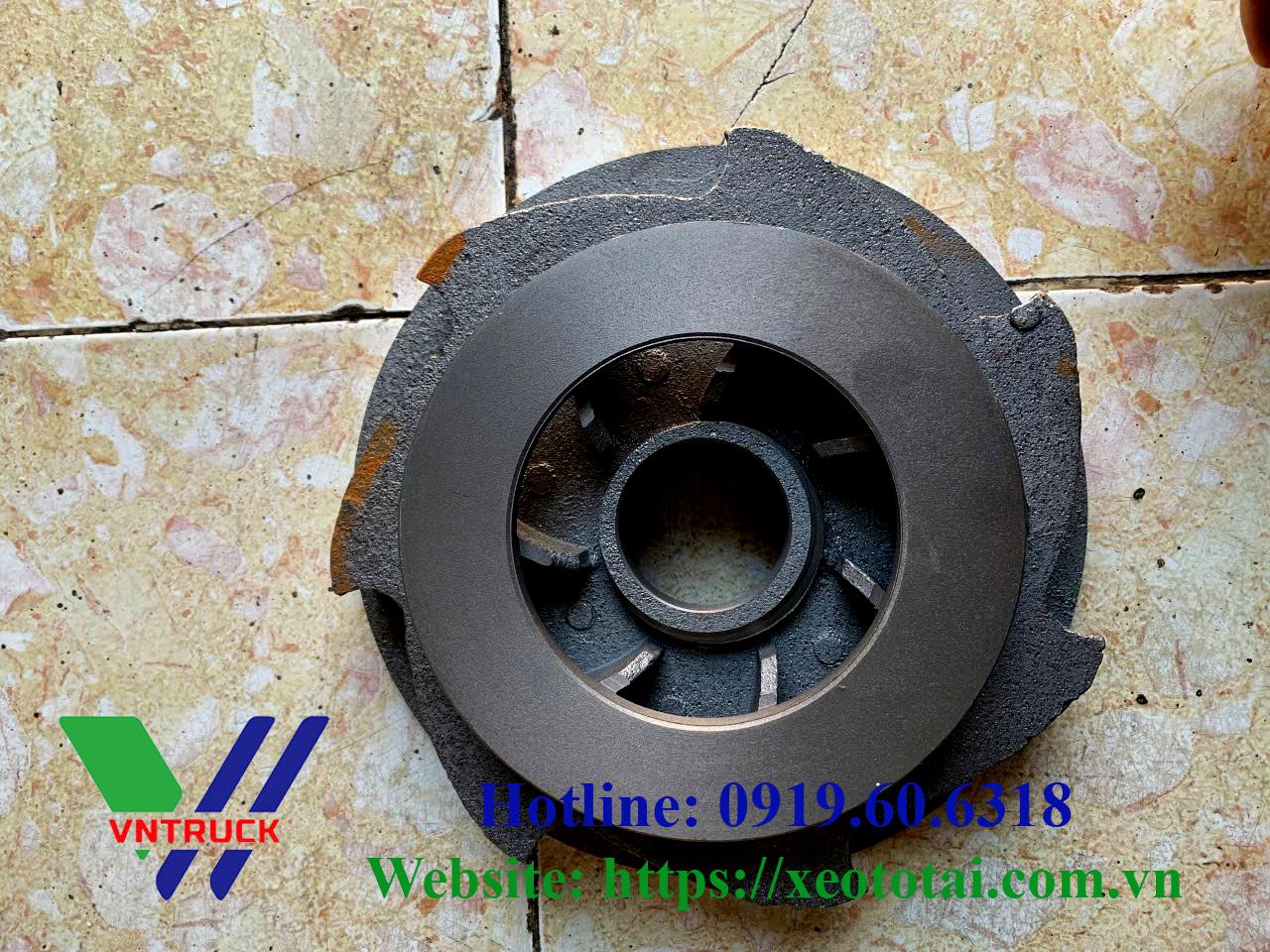 Guồng Bơm Nước 60m3 Xe Tưới Nước