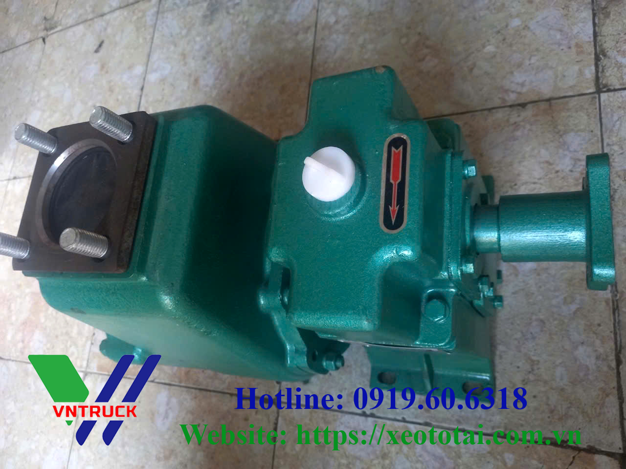 Máy Bơm Nước 60m3 Xe Tưới Nước Rửa Đường