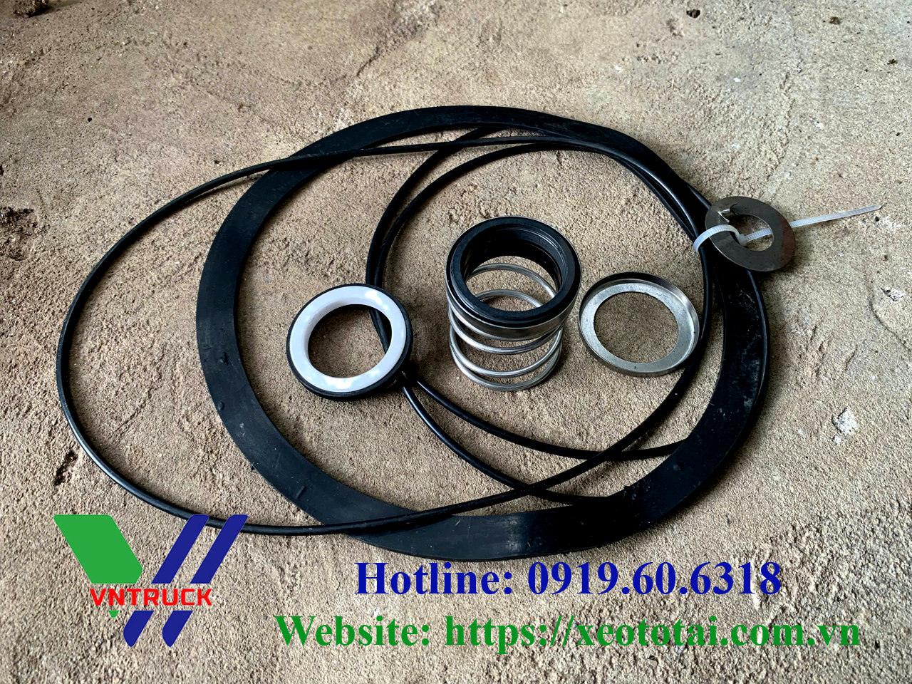 Phớt Bơm Nước 60m3 80QZF-60/90 Xe Phun Nước Rửa Đường