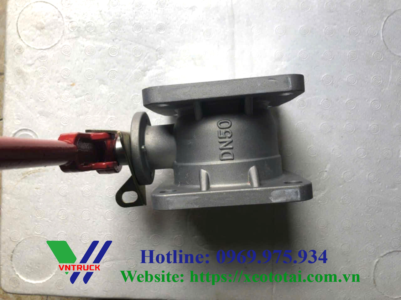 Van 2 Cửa Xe Rửa Đường Tưới Cây