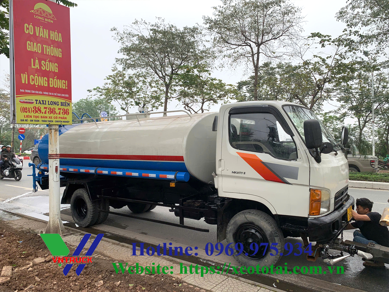 Xe Tưới Nước Cải Tạo Huyndai 5 Khối -17 Khối