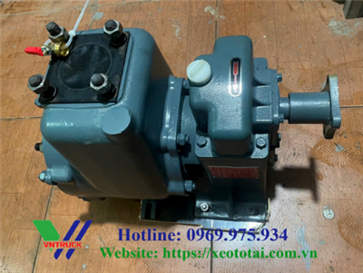 Máy Bơm Nước Xe Tưới  Nước 9 Khối